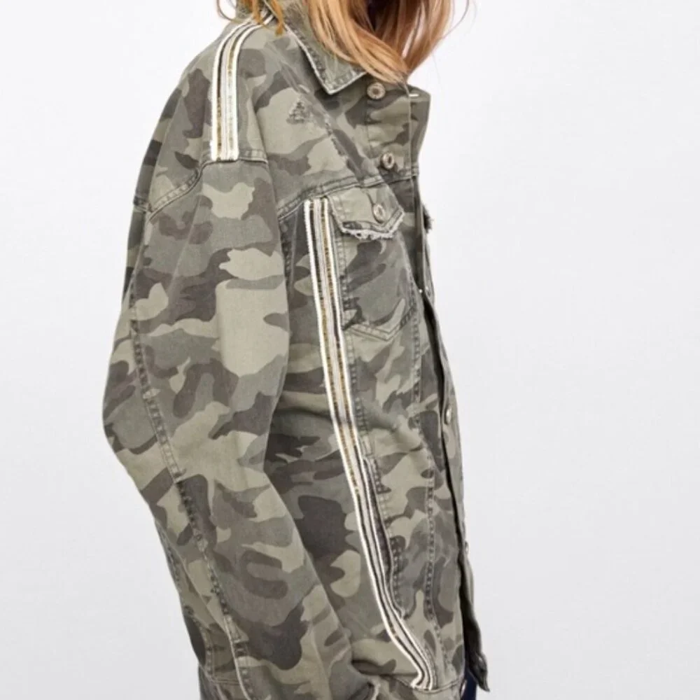 Zara Camo Denim Utility Distressed Oversized Jacket with Sequins Small Unisex - Picture 1 of 10